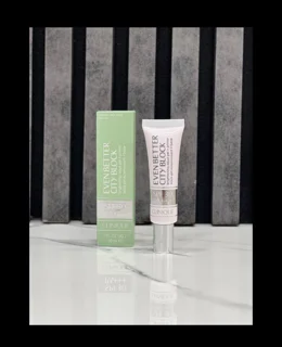 ضد آفتاب کلینیک